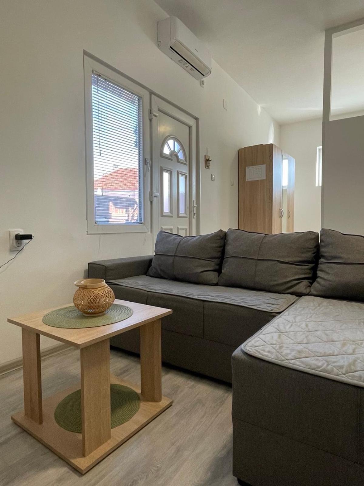 Apartman Arthur Kikinda Bagian luar foto